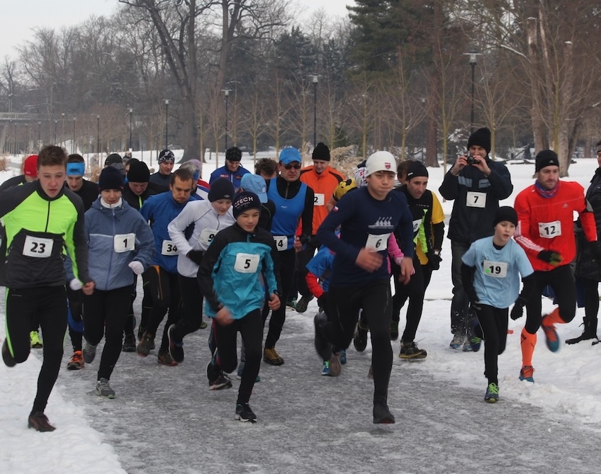 10-Posel-SVětla-2015-leden-únor-březen-fotka-Olomouc-běh