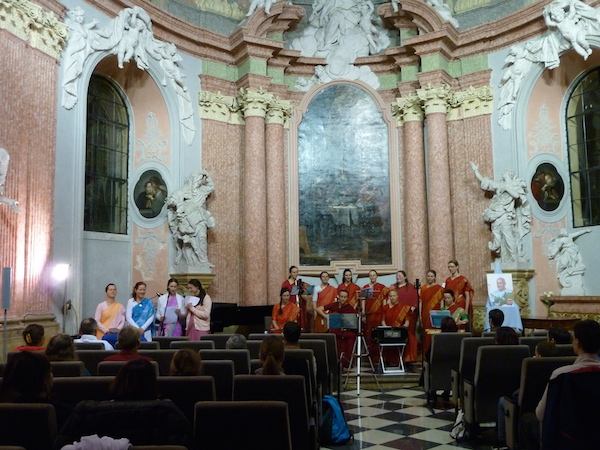 Olomouc-2014-Konvikt-Agnikanas-Group2